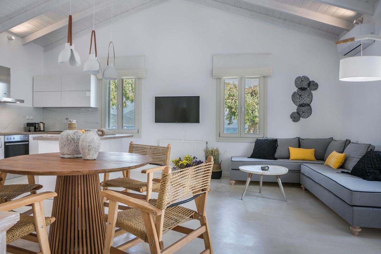 Olvio Living By The Sea Villa Sami  Exterior photo