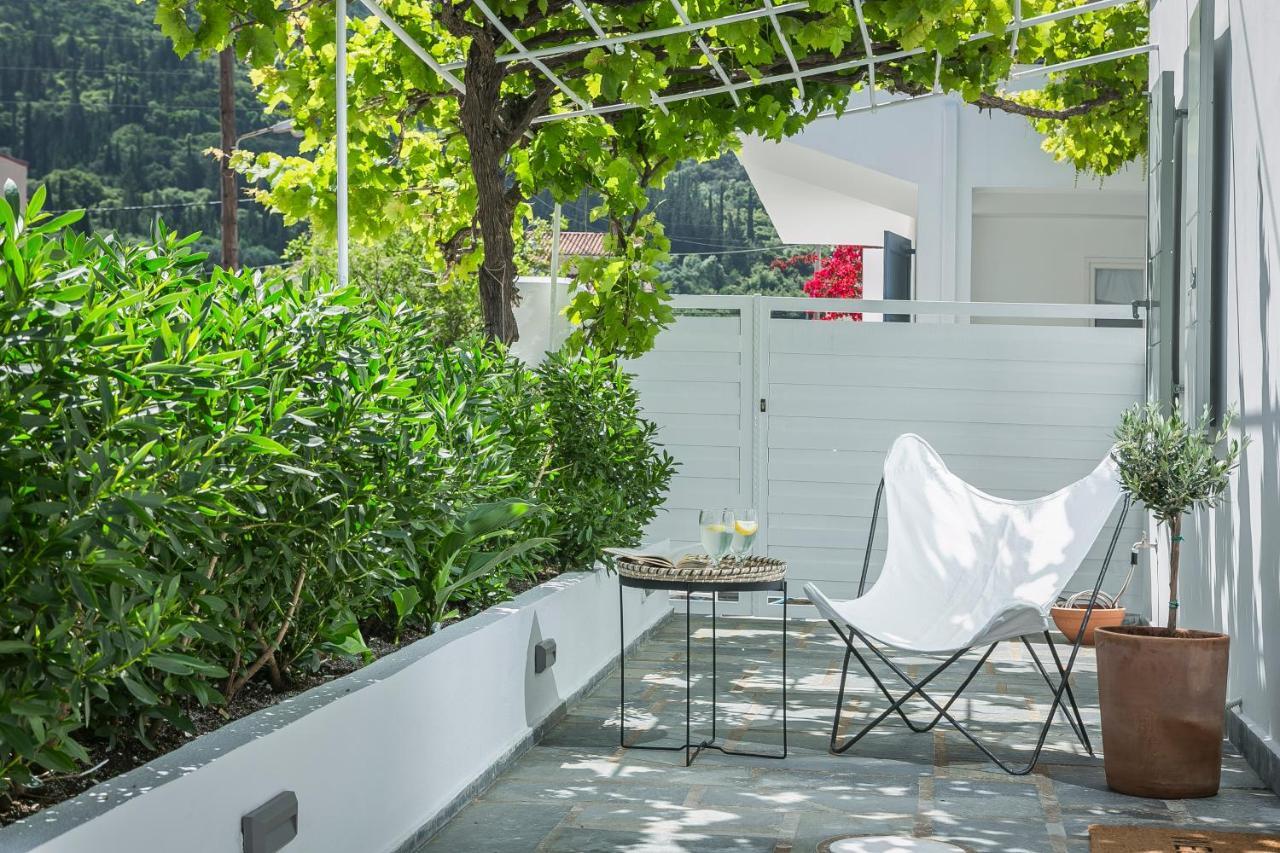 Olvio Living By The Sea Villa Sami  Exterior photo